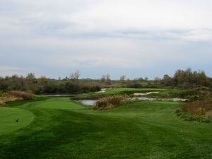 Victoria National 5th Side