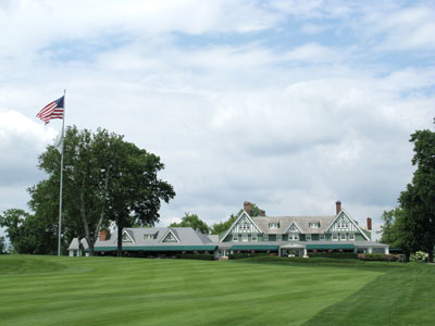 Golf history oozes out of the clubhouse at Oakmont