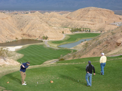 Tons of risk and reward await at Falcon Ridge's 12th hole