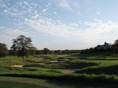 Cool bunkering off the the tee at Vaquero's 10th