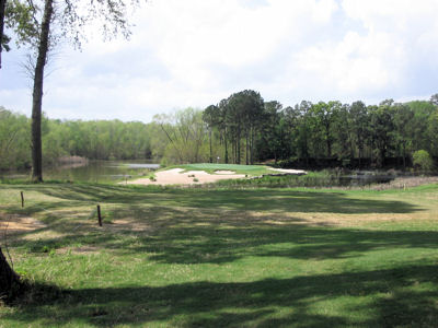 178 yard par three 15th hole at Whispering Pines