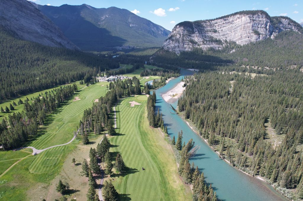 Fairmont Banff Springs Golf Course (Banff Alberta) GolfCourseGurus