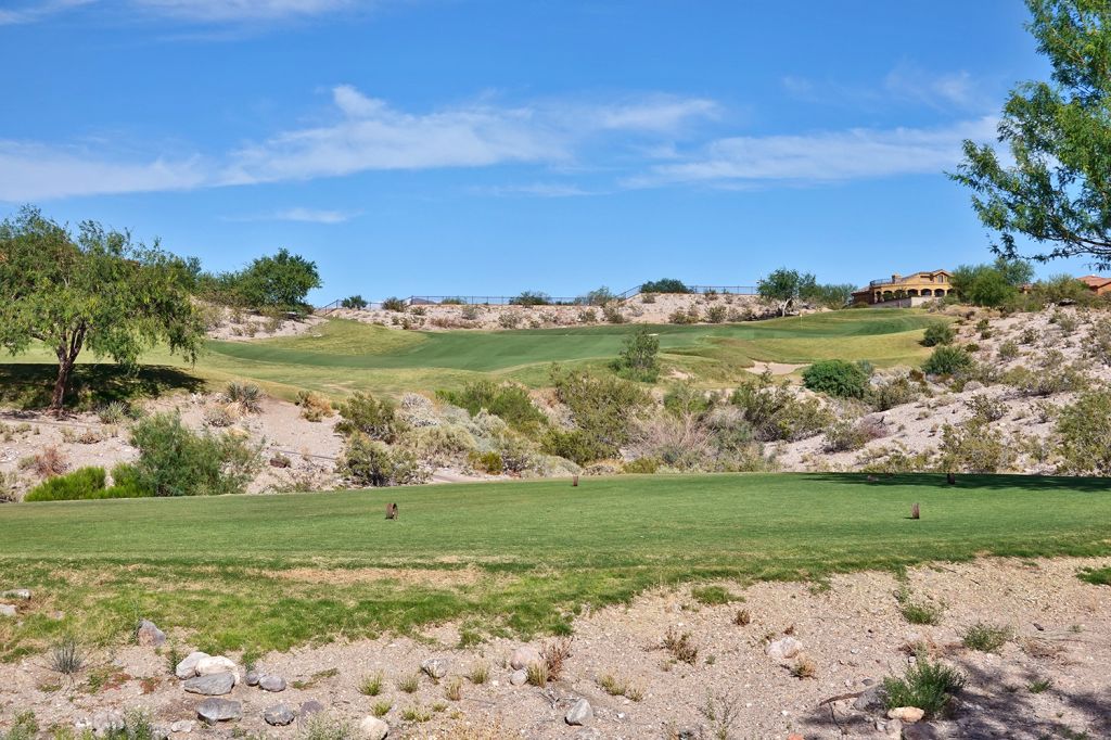 Photographs GolfCourseGurus