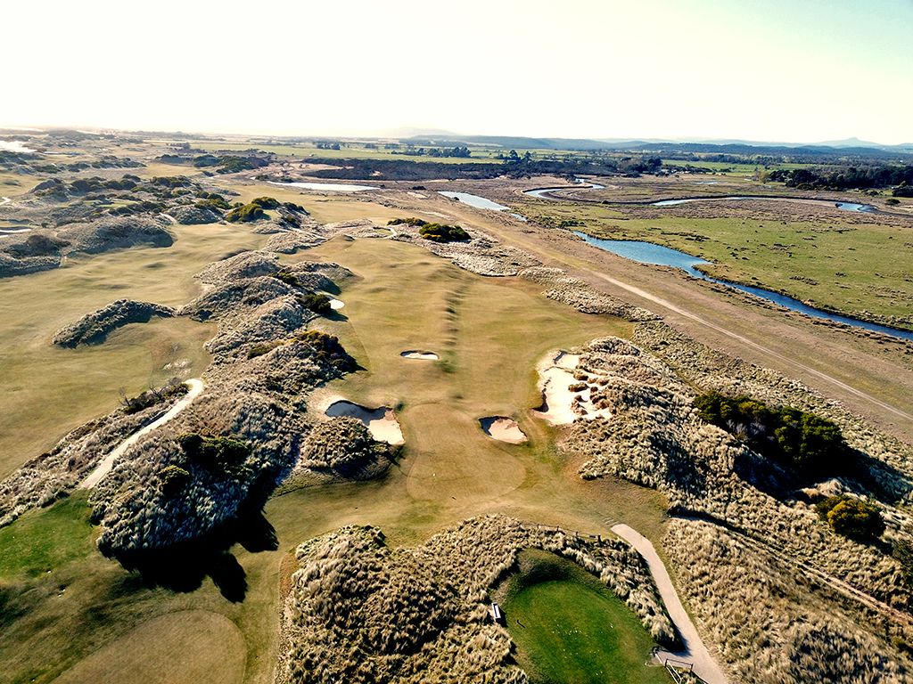 Barnbougle Dunes — links hole