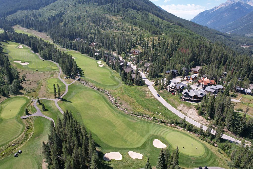 Greywolf Golf Course (Panorama British Columbia) GolfCourseGurus