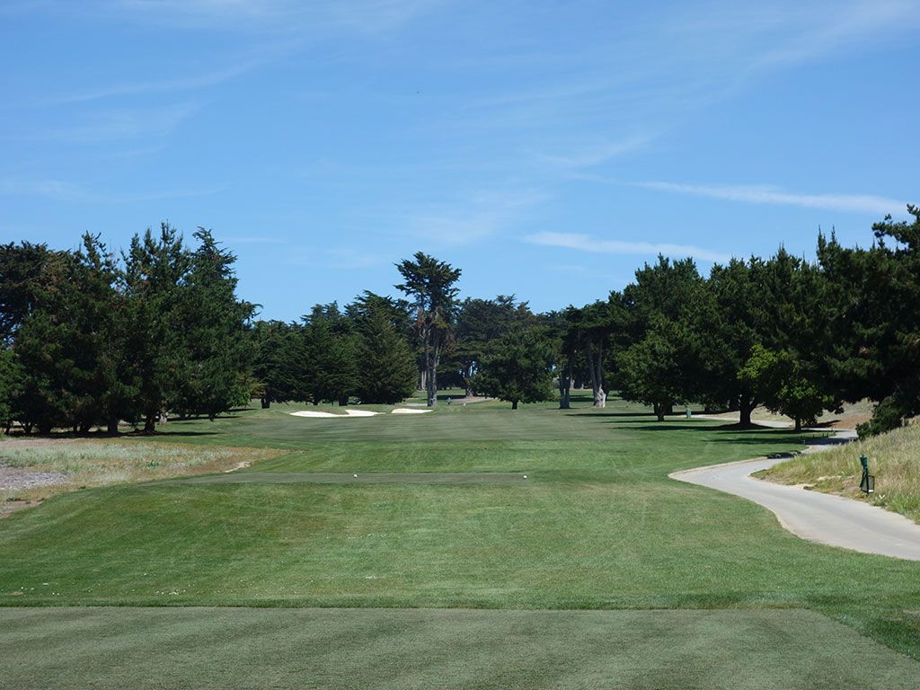 9th Hole at Bayonet Golf Club (476 Yard Par 4)