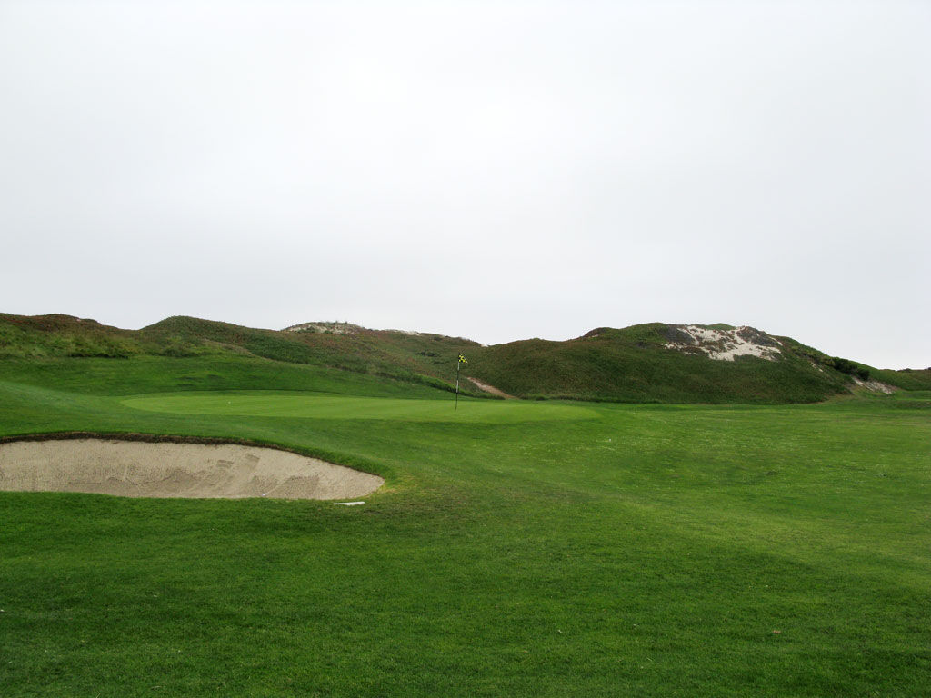 11th Hole at Pacific Grove Golf Links (303 Yard Par 4)