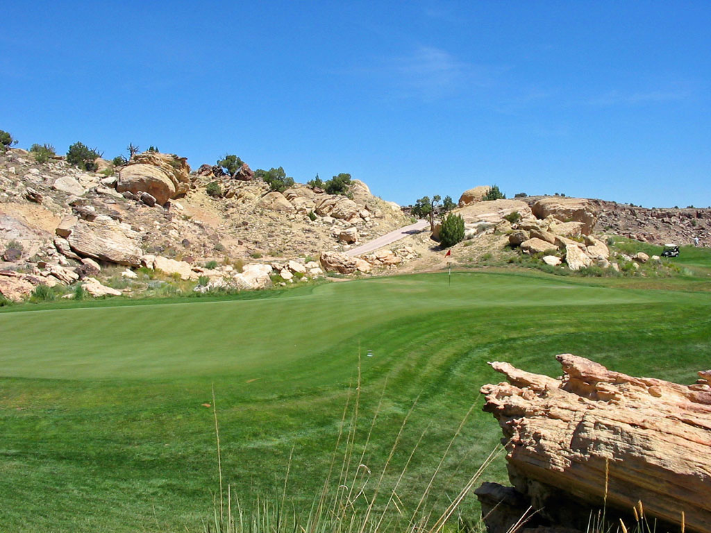 14th Hole at The Golf Club at Redlands Mesa (370 Yard Par 4)