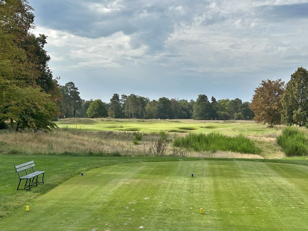 Chantilly Golf Club (Vineuil) (Vineuil-Saint-Firmin, Oise ...