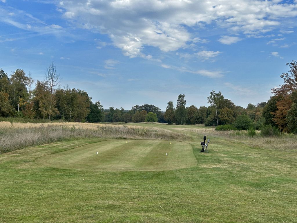 Chantilly Golf Club (Vineuil) (Vineuil-Saint-Firmin, Oise ...