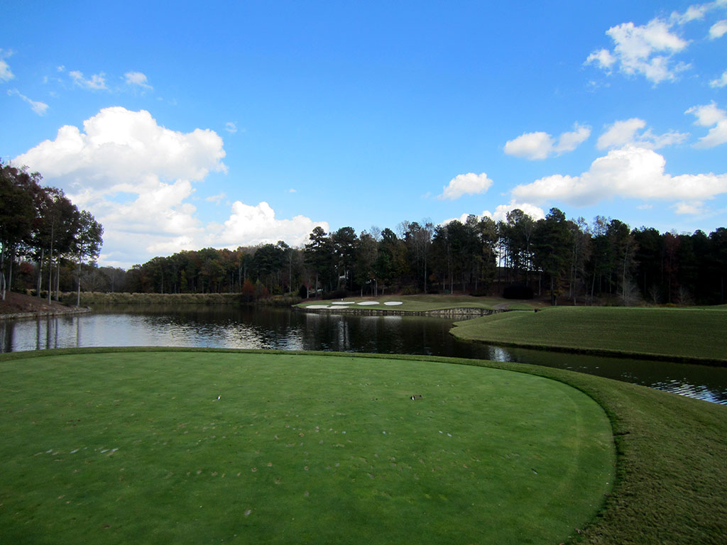 3rd Hole at Hawks Ridge Golf Club (173 Yard Par 3)