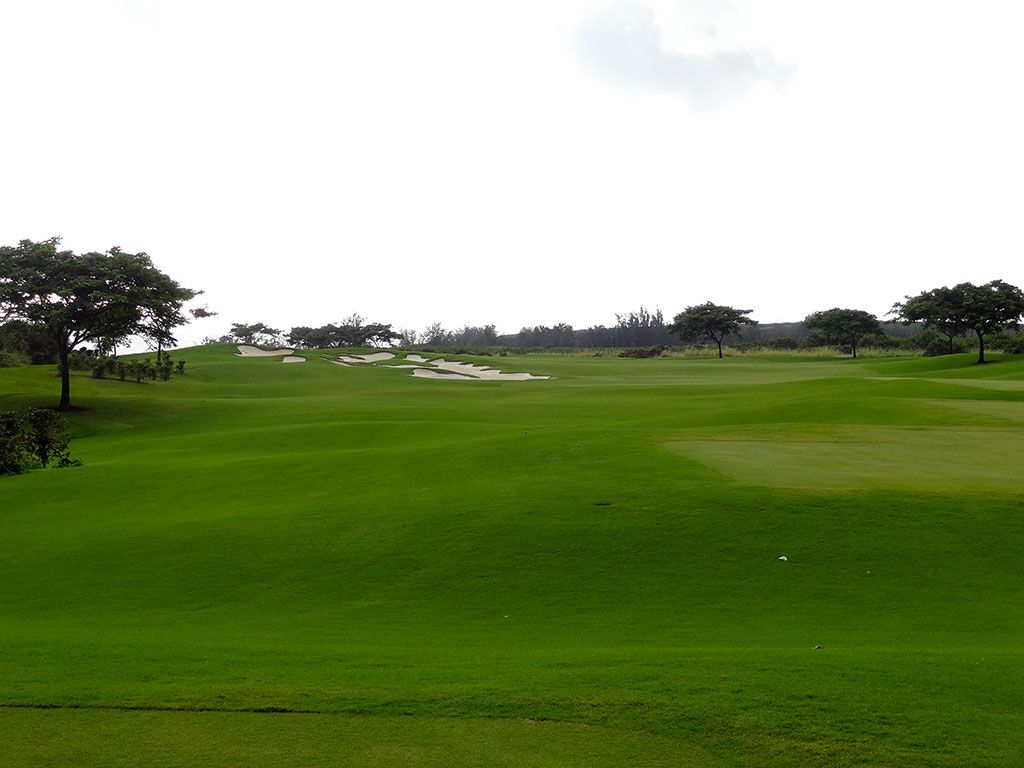 13th Hole at Kukui'ula Golf Club (506 Yard Par 5)