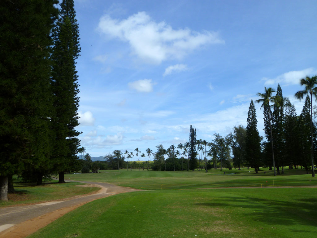 11th Hole at Wailua Golf Course (370 Yard Par 4)