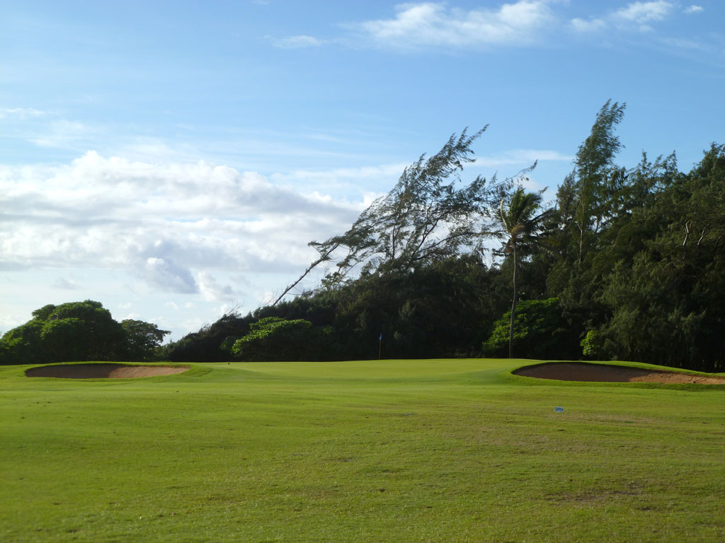 1st Hole at Wailua Golf Course (520 Yard Par 5)