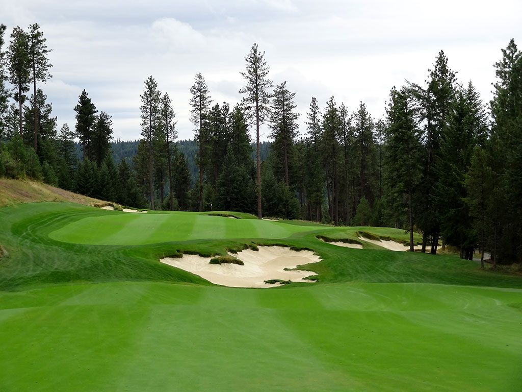 8th Hole at Gozzer Ranch Golf and Lake Club (605 Yard Par 5)