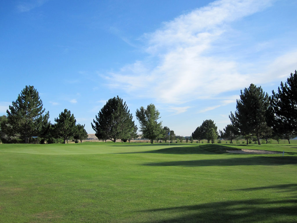 1st Hole at Scotch Pines Golf Course (403 Yard Par 4)