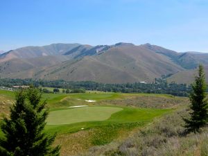Sun Valley (White Clouds) 3rd Back