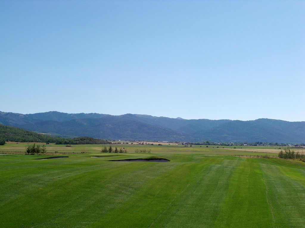 Photographs GolfCourseGurus