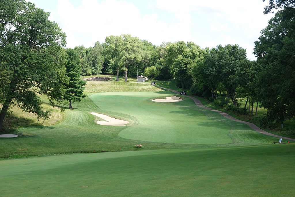 Davenport Country Club (Pleasant Valley, Iowa) | GolfCourseGurus