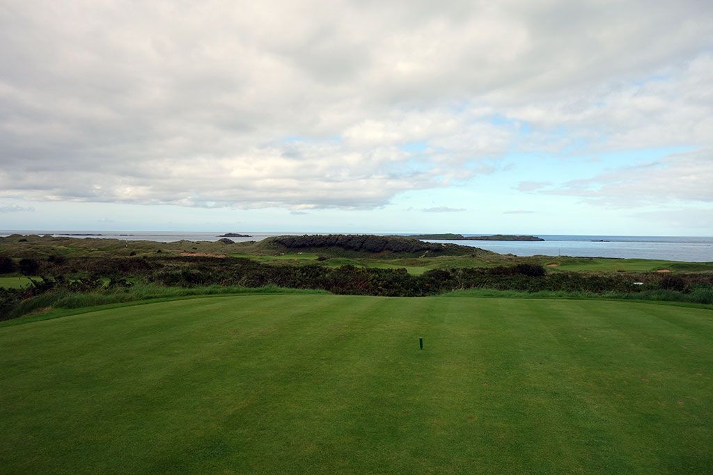 5th Hole at Royal Portrush Golf Club (Dunluce) (411 Yard Par 4)