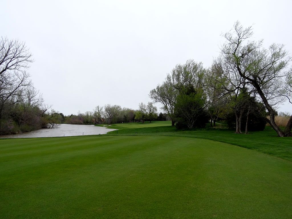9th Hole at Flint Hills National Golf Club (488 Yard Par 4)