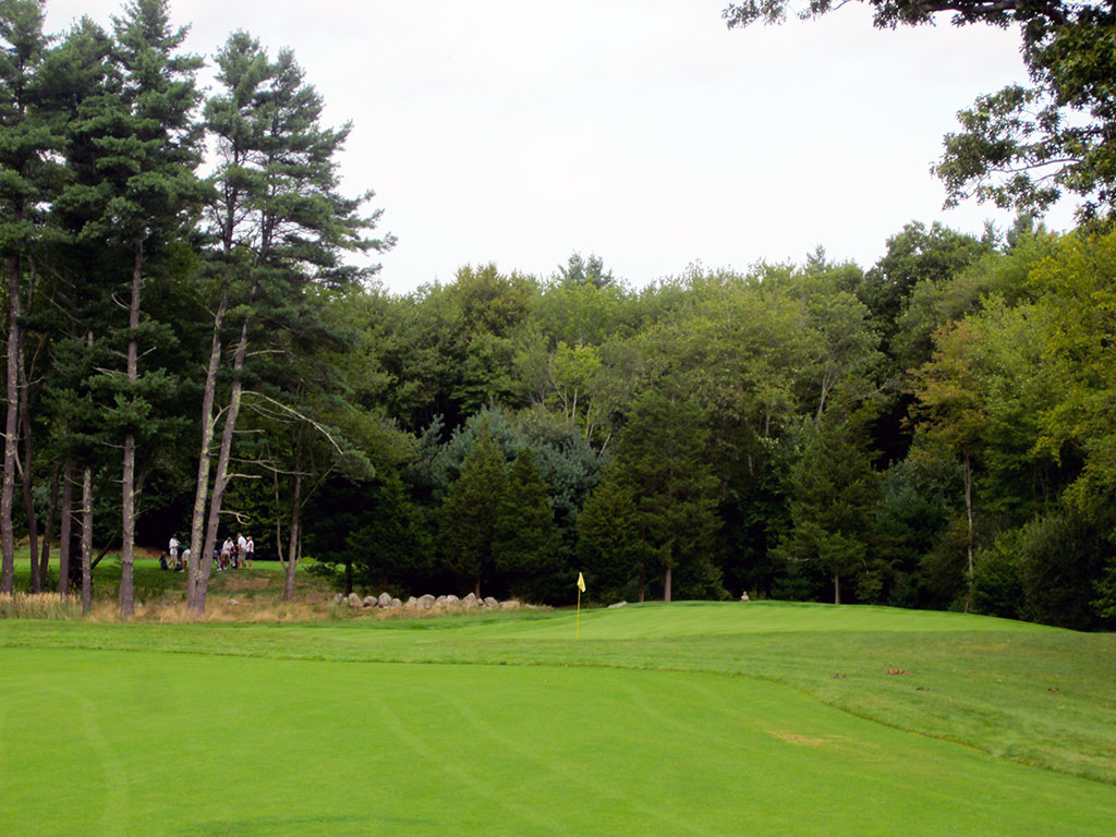 9th Hole at Boston Golf Club (466 Yard Par 4)