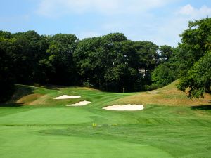 The Country Club (Brookline) 11th Approach