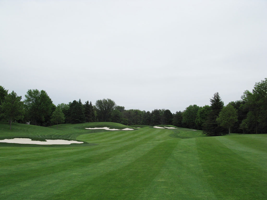 7th Hole at North Oaks Golf Club (447 Yard Par 4)