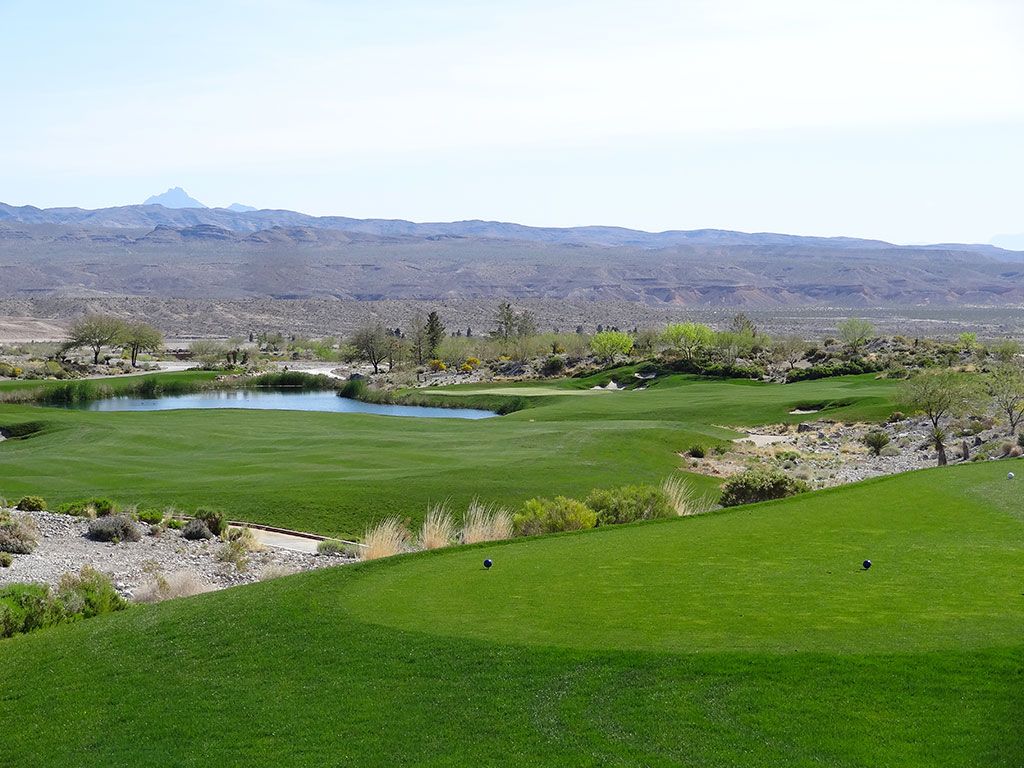 15th Hole at Coyote Springs Golf Club (375 Yard Par 4)