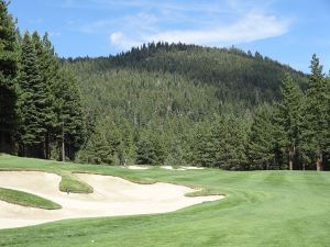 Incline Village (Championship) 5th Bunkers