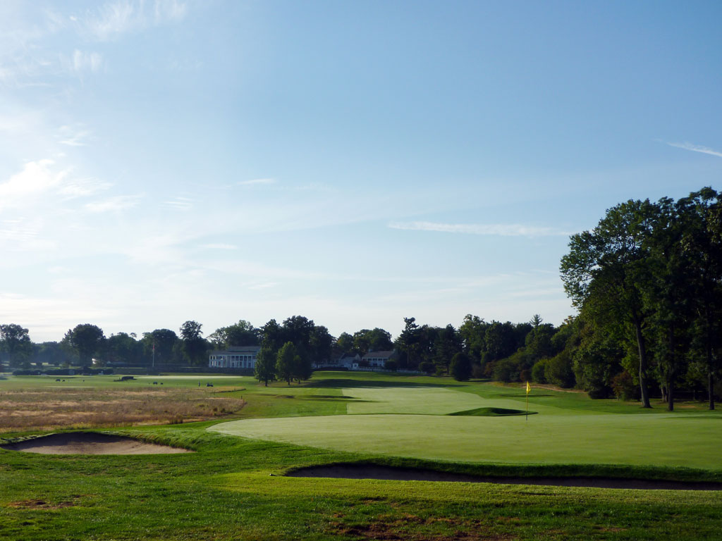 Photographs GolfCourseGurus