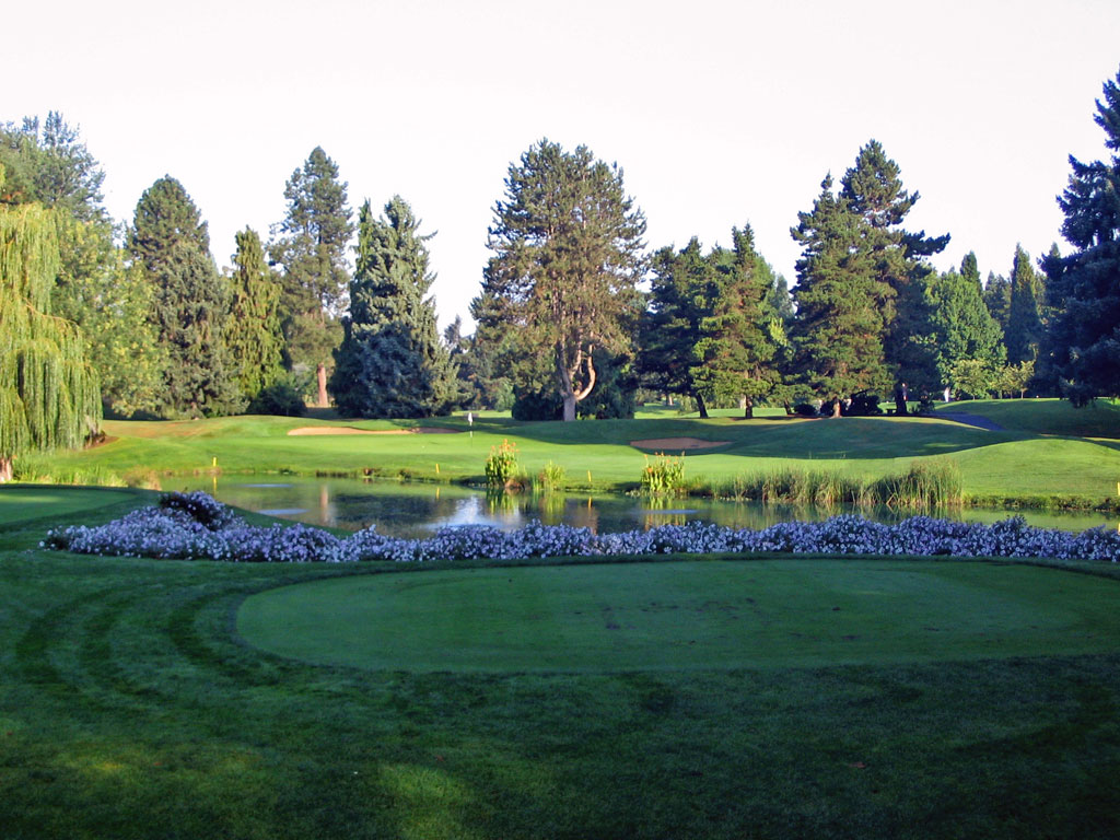 Columbia Edgewater (Portland, Oregon) GolfCourseGurus