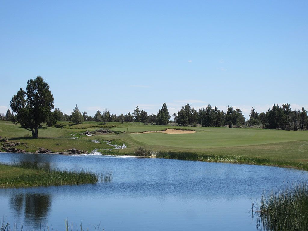 6th Hole at Pronghorn Golf Club (Fazio) (342 Yard Par 4)
