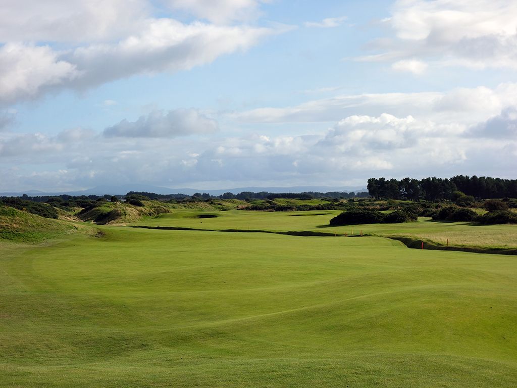 Dundonald Links (Troon, Scotland) | GolfCourseGurus