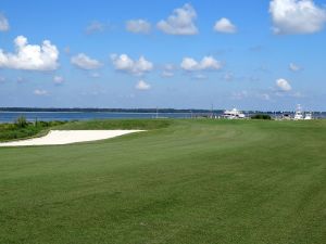 Harbour Town 18th Approach
