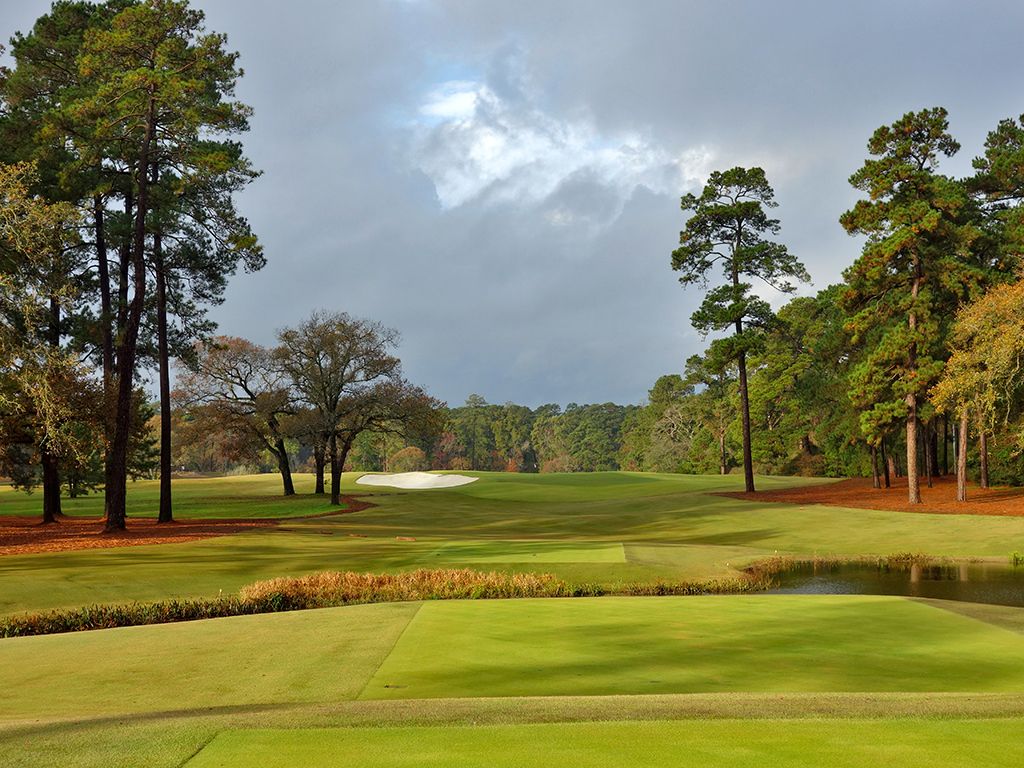 Photographs | GolfCourseGurus