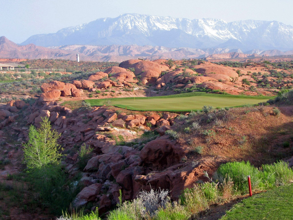 6th Hole at Coral Canyon Golf Course (163 Yard Par 3)