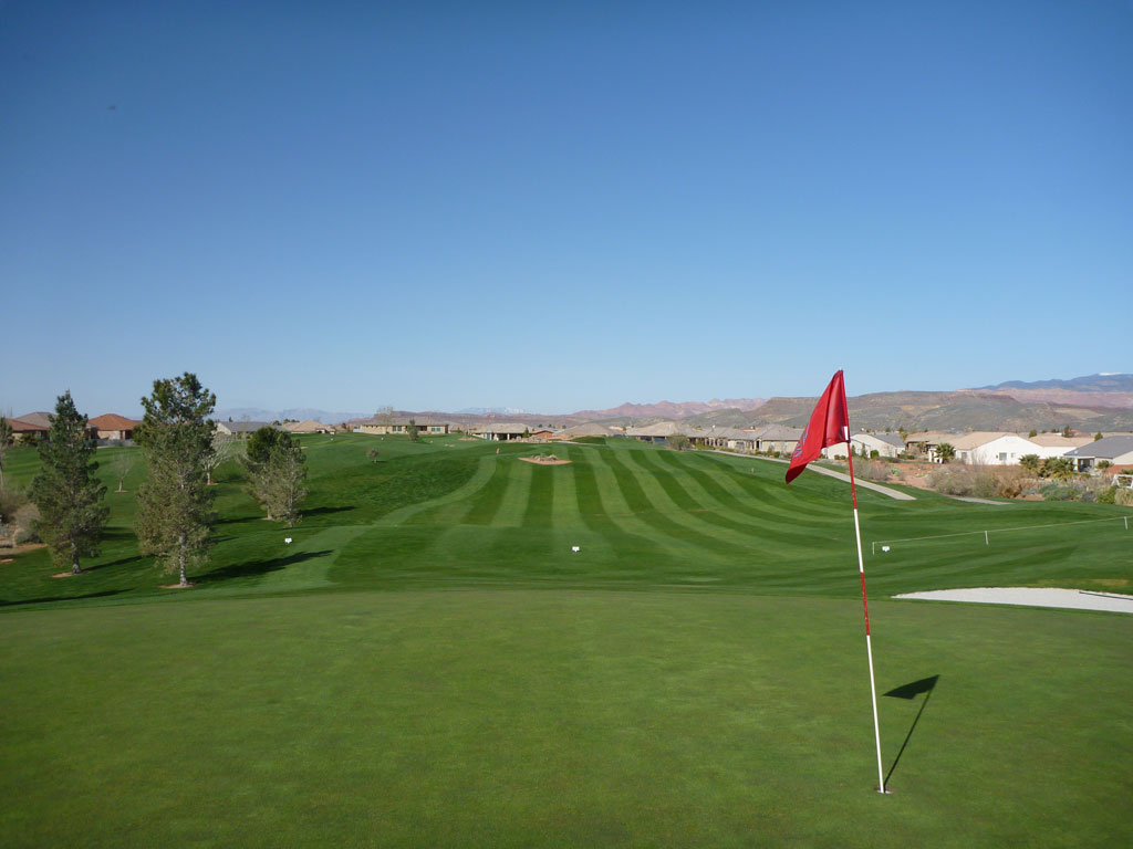 15th Hole at Sky Mountain Golf Course (306 Yard Par 4)