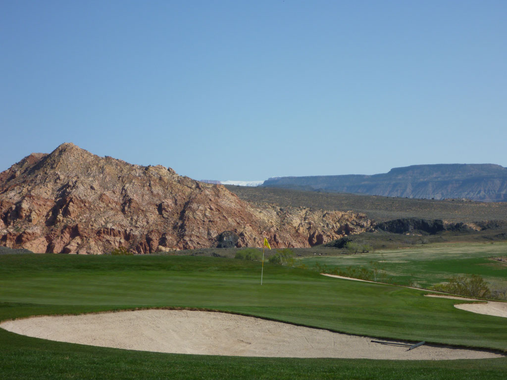 16th Hole at Sky Mountain Golf Course (205 Yard Par 3)
