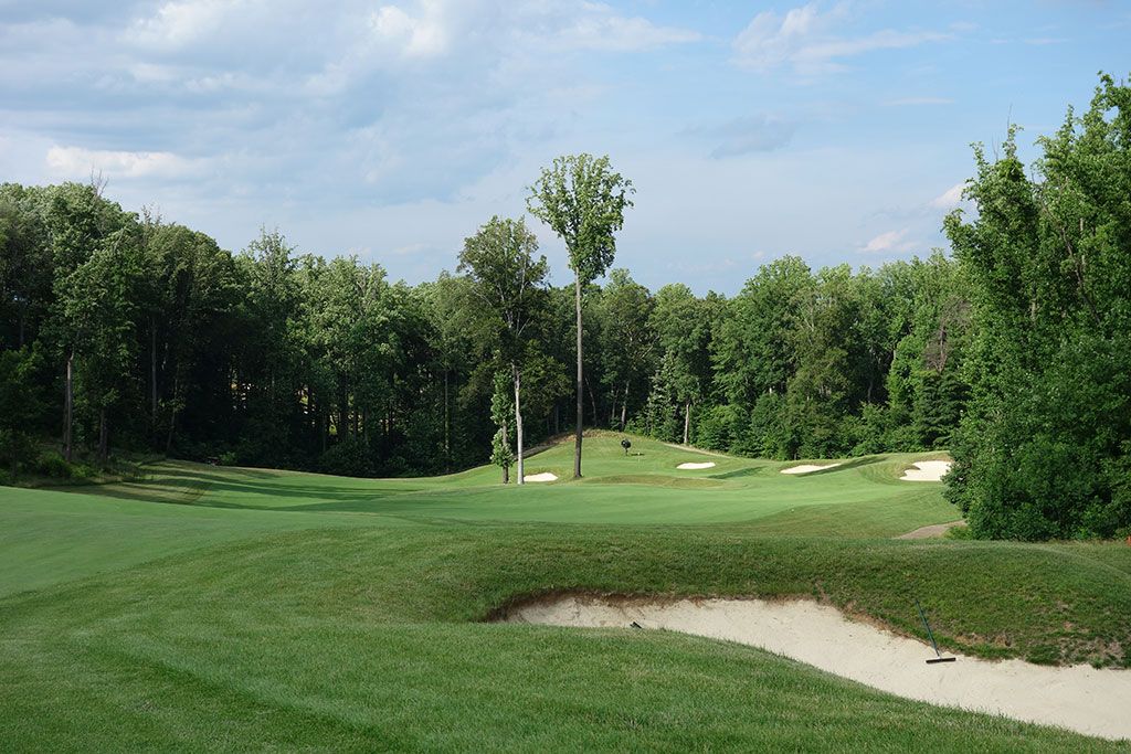 10th Hole at Potomac Shores Golf Club (575 Yard Par 5)