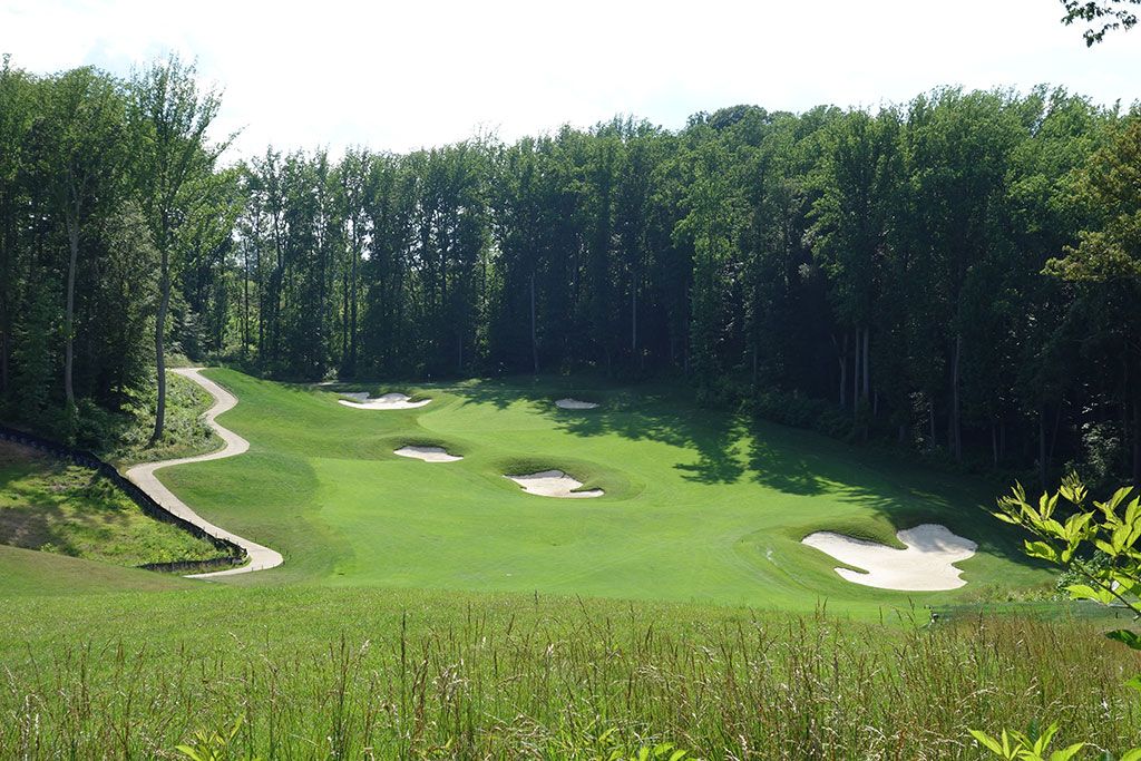 9th Hole at Potomac Shores Golf Club (410 Yard Par 4)