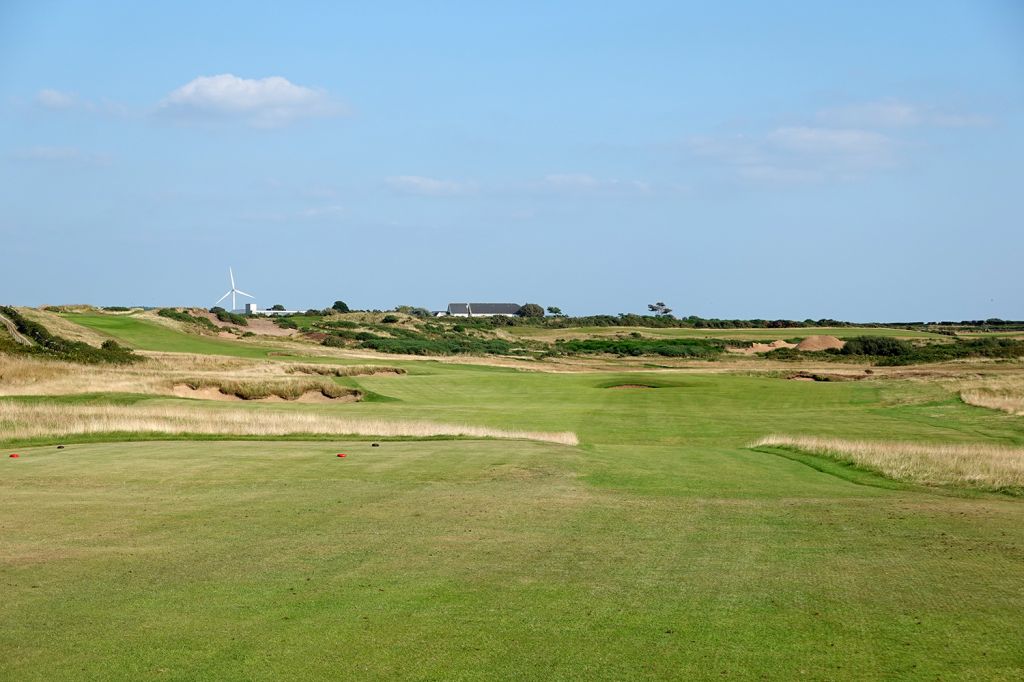 Royal Porthcawl Golf Club (Porthcawl , ) | GolfCourseGurus