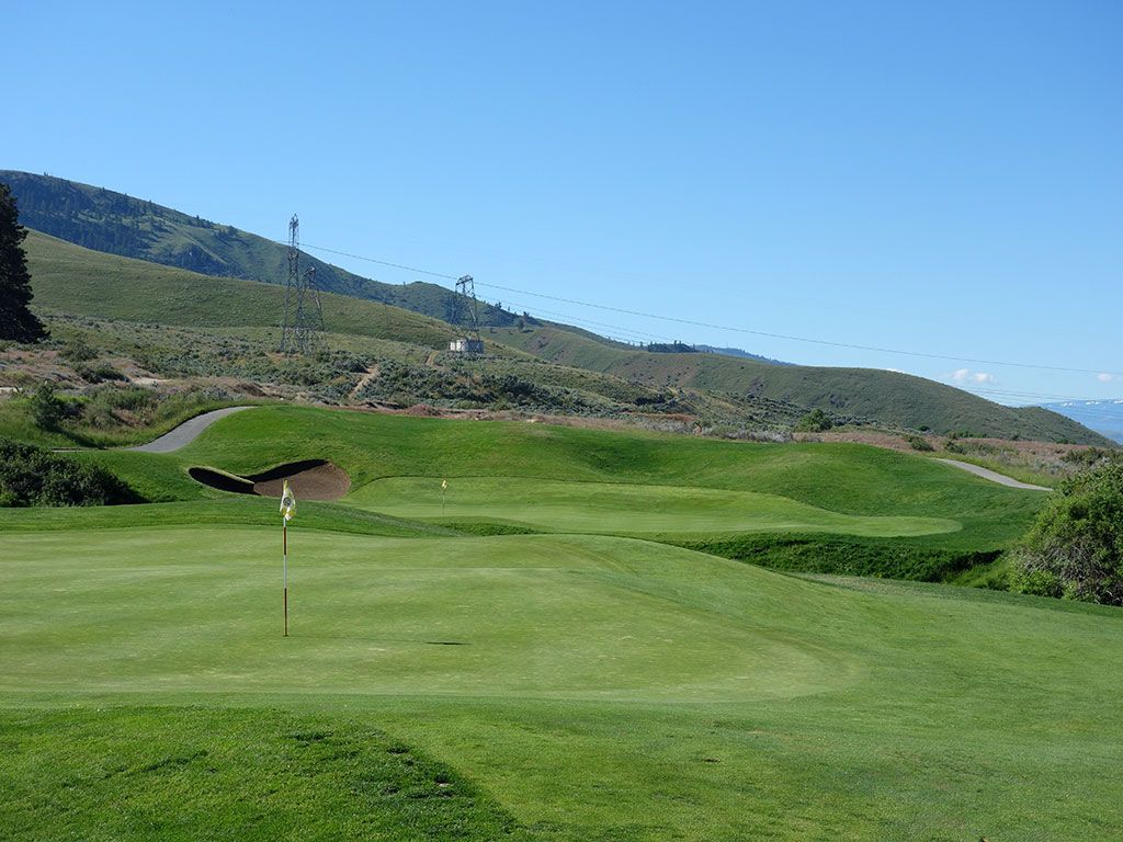 7th Hole at Desert Canyon Golf Resort (575 Yard Par 5)