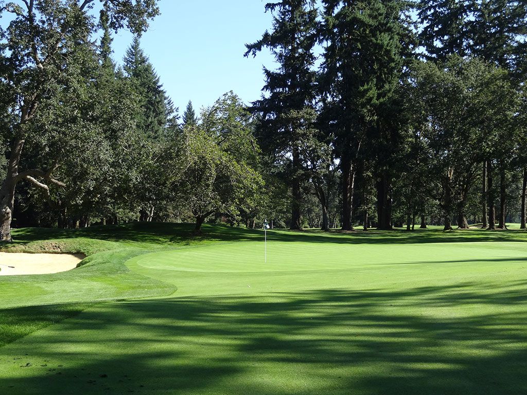 16th Hole at Tacoma Country and Golf Club (514 Yard Par 5)