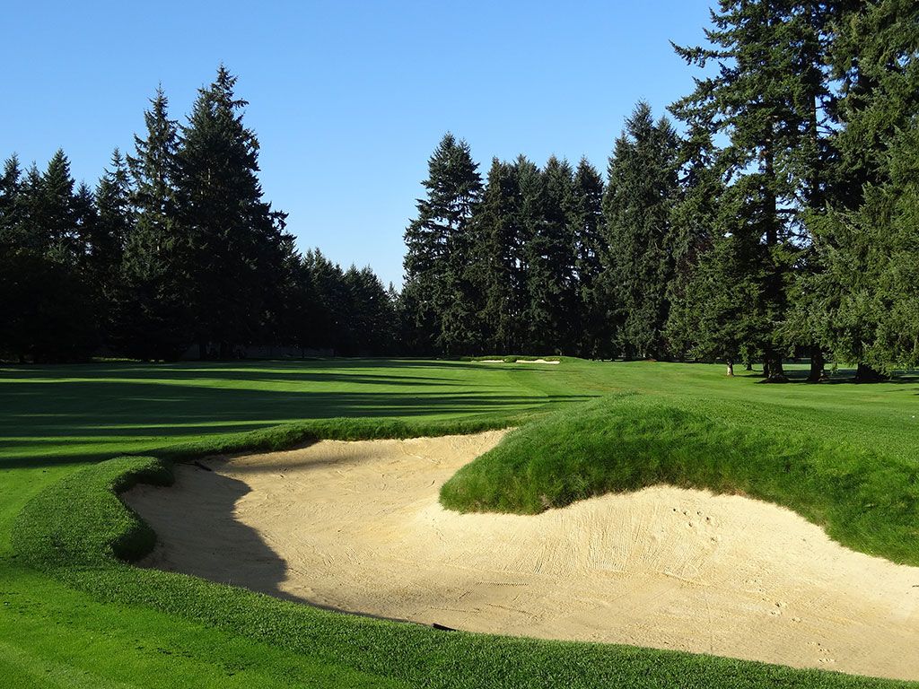 4th Hole at Tacoma Country and Golf Club (438 Yard Par 4)