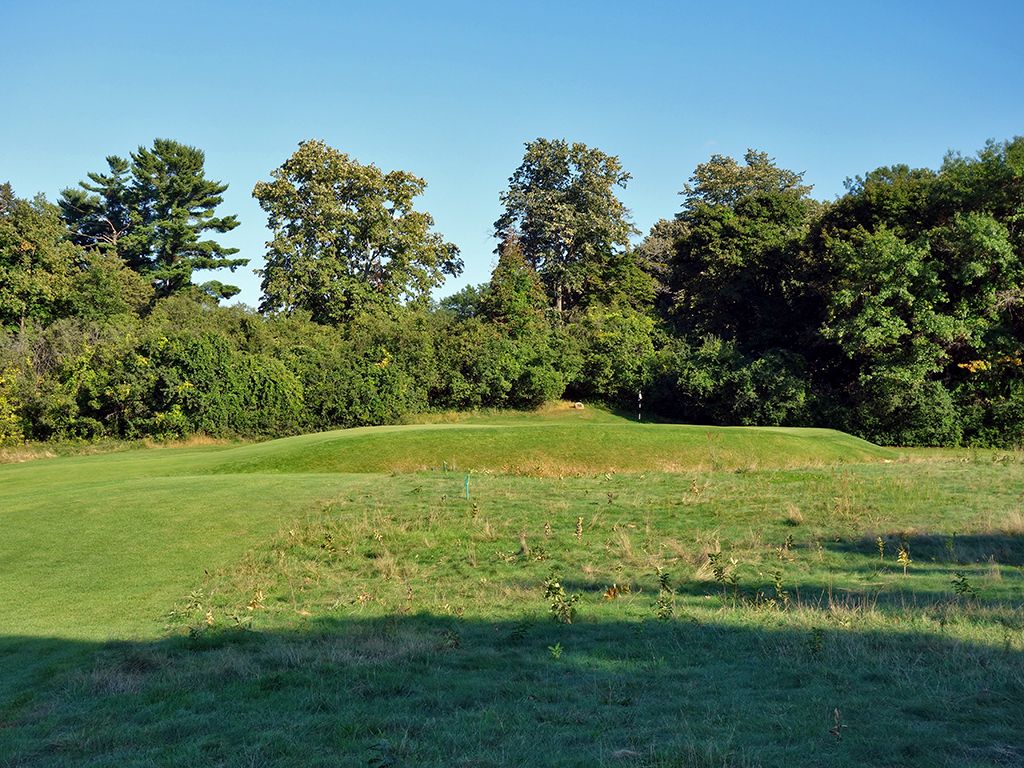 8. hul på golfbanerne i (Links) Lovsonia (339 Yard Par 4)