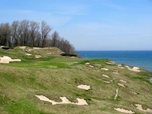 Whistling Straits (Straits) 8th Approach